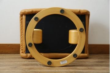 中古　EKORNES(エコーネス)　ロイヤルシリーズ　本革(レザー)　極上のくつろぎの時間を演出するストレスレスチェア+オットマンのセット(クラシックベース、アームチェア、リクライニングチェア、椅子、イス、1人掛けソファ、1Pソファ、フットスツール、北欧)(定価約46万円)(R-083308)