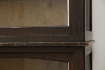和製アンティーク　古い木の風合いが味わい深い二段重ね収納棚(キャビネット、本箱、ブックケース、戸棚、カップボード)(R-083310)