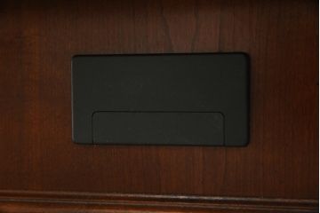 中古　トーマスビル(THOMASVILLE)　シンプルながらクラシカルで優雅な佇まいの両袖机(二―ホールデスク、プレジデントデスク、ワークデスク、オフィスデスク、在宅用、在宅ワーク用)(R-083313)