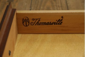 中古　トーマスビル(THOMASVILLE)　シンプルながらクラシカルで優雅な佇まいの両袖机(二―ホールデスク、プレジデントデスク、ワークデスク、オフィスデスク、在宅用、在宅ワーク用)(R-083313)