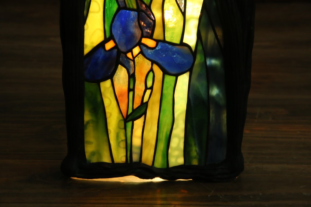 ヴィンテージ照明　アメリカ　激レア!!　希少モデル　Tiffany & Co. Style Studio(ティファニー スタイル スタジオ)　アイリス　ランタン　ステンドグラス照明　(R-083314)