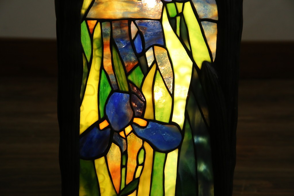 ヴィンテージ照明　アメリカ　激レア!!　希少モデル　Tiffany & Co. Style Studio(ティファニー スタイル スタジオ)　アイリス　ランタン　ステンドグラス照明　(R-083314)