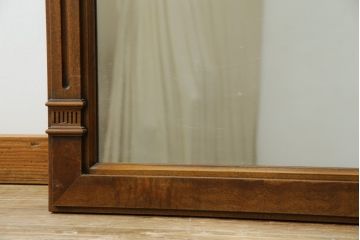 中古　美品　DREXEL HERITAGE(ドレクセルヘリテイジ)　重厚なつくりが高級感を醸し出すウォールミラー(姿見、壁掛け鏡)(R-083316)