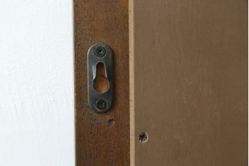 中古　美品　DREXEL HERITAGE(ドレクセルヘリテイジ)　重厚なつくりが高級感を醸し出すウォールミラー　(R-083316)