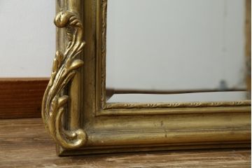 フランスアンティーク　The Globe (ザ・グローブ)Antiques取り扱い　優雅な彫刻の装飾が映える金フレームの大型ミラー(姿見、壁掛け鏡)(R-083317)