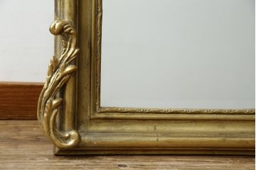 フランスアンティーク　The Globe (ザ・グローブ)Antiques取り扱い　優雅な彫刻の装飾が映える金フレームの大型ミラー(姿見、壁掛け鏡)(R-083317)
