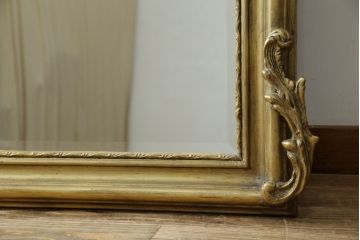 フランスアンティーク　The Globe (ザ・グローブ)Antiques取り扱い　優雅な彫刻の装飾が映える金フレームの大型ミラー(姿見、壁掛け鏡)(R-083317)