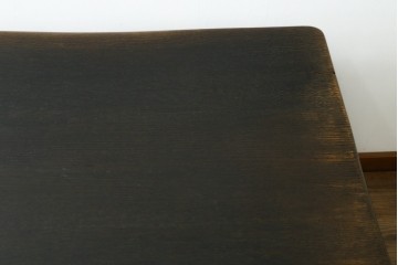 中古　美品　飛騨産業　キツツキ　PROVINCIAL(プロヴィンシャル・プロビンシャル)シリーズ　P31　オーク材　どっしりとした堅牢なつくりと素朴な佇まいが魅力のタバーンテーブル　(R-083318)