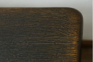中古　美品　飛騨産業　キツツキ　PROVINCIAL(プロヴィンシャル・プロビンシャル)シリーズ　P31　オーク材　どっしりとした堅牢なつくりと素朴な佇まいが魅力のタバーンテーブル　(R-083318)