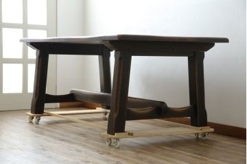 中古　美品　飛騨産業　キツツキ　PROVINCIAL(プロヴィンシャル・プロビンシャル)シリーズ　P32　オーク材　どっしりとした堅牢なつくりと素朴な佇まいが魅力のタバーンテーブル(ダイニングテーブル、4人掛け、6人掛け、食卓、作業台)(R-083319)