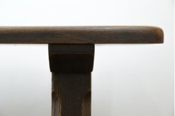 中古　美品　飛騨産業　キツツキ　PROVINCIAL(プロヴィンシャル・プロビンシャル)シリーズ　P32　オーク材　どっしりとした堅牢なつくりと素朴な佇まいが魅力のタバーンテーブル(ダイニングテーブル、4人掛け、6人掛け、食卓、作業台)(R-083319)