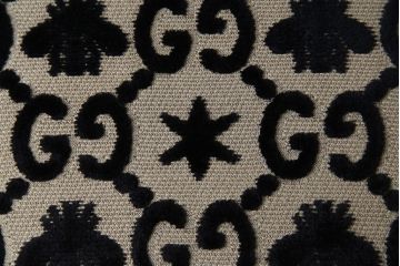 中古　超美品!!　グッチ(GUCCI)　GGジャカード　グッチを象徴するビー(ハチ)&スターモチーフのファブリックがおしゃれなキアヴァリチェア(ダイニングチェア、椅子、イス)(定価約37万4千円)(R-083320)