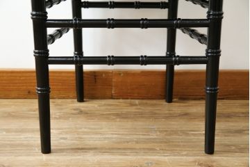 中古　超美品!!　グッチ(GUCCI)　GGジャカード　グッチを象徴するビー(ハチ)&スターモチーフのファブリックがおしゃれなキアヴァリチェア(ダイニングチェア、椅子、イス)(定価約37万4千円)(R-083320)