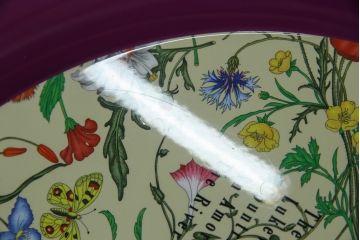中古　超美品!!　GUCCI(グッチ)　Flora(フローラ)プリント　インテリアに映えるフォールディングメタルトレイ(サイドテーブル、花台、飾り台)(定価約25万7千円)(R-083321)