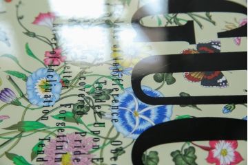 中古　超美品!!　GUCCI(グッチ)　Flora(フローラ)プリント　インテリアに映えるフォールディングメタルトレイ(サイドテーブル、花台、飾り台)(定価約25万7千円)(R-083321)