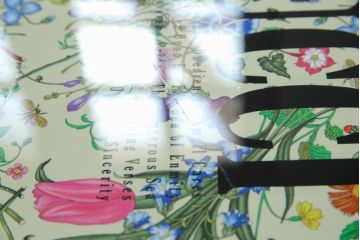 中古　超美品!!　GUCCI(グッチ)　Flora(フローラ)プリント　インテリアに映えるフォールディングメタルトレイ(サイドテーブル、花台、飾り台)(定価約25万7千円)(R-083321)