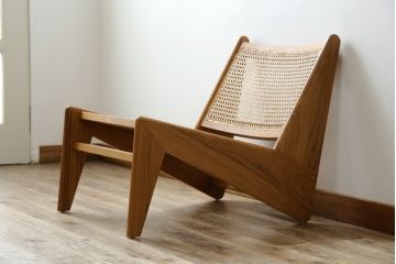 中古　新品未使用　Phantom Hands(ファントムハンズ)　Pierre Jeanneret(ピエール ジャンヌレ)　Project Chandigarh(プロジェクト チャンディーガル)　PH59　　ユニークなデザインのカンガルーチェア(ラウンジチェア、アームレスチェア、椅子、イス)(定価約75万円)(R-083322)