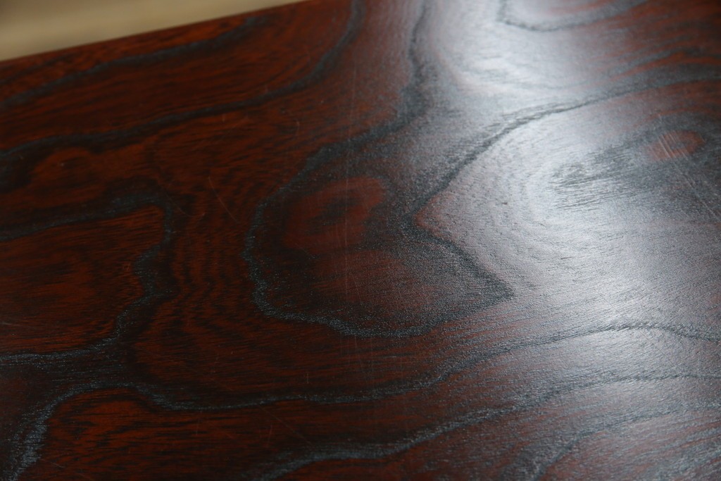 中古　美品　岩谷堂箪笥　漆塗り　あられ紋様の金具が目を惹く、和モダンな空間づくりにおすすめの整理箪笥　(R-083323)