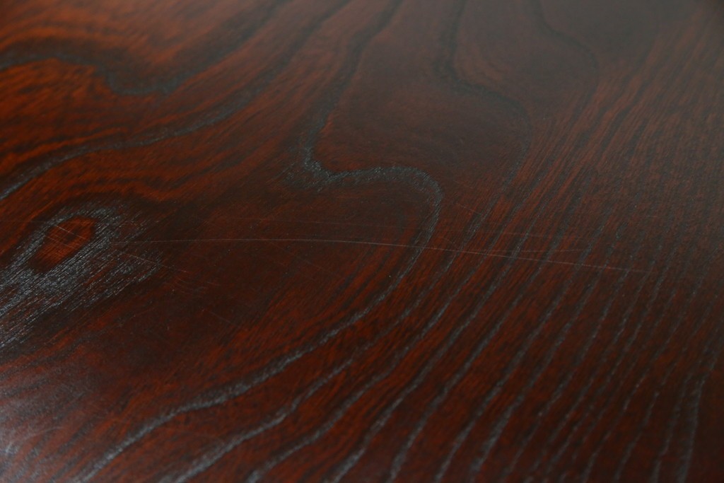 中古　美品　岩谷堂箪笥　漆塗り　あられ紋様の金具が目を惹く、和モダンな空間づくりにおすすめの整理箪笥　(R-083323)