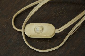 中古　イタリア　トーソー社(TOSO CESARE)　ムラーノガラス(MURANO)　ブドウ(葡萄、ぶどう)　1灯　空間のアクセントになるテーブルスタンド(テーブルライト、卓上ランプ、ベネチアングラス、ムラノガラス)(R-083330)