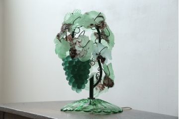 中古　イタリア　トーソー社(TOSO CESARE)　ムラーノガラス(MURANO)　ブドウ(葡萄、ぶどう)　1灯　空間のアクセントになるテーブルスタンド(テーブルライト、卓上ランプ、ベネチアングラス、ムラノガラス)(R-083330)