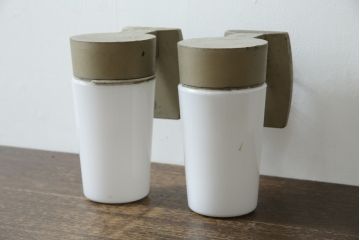 和製ビンテージ　昭和モダンを感じる、直線美のレトロな壁掛け照明2個セット(ウォールランプ、ウォールライト、壁付け照明、ヴィンテージ)(R-083334)