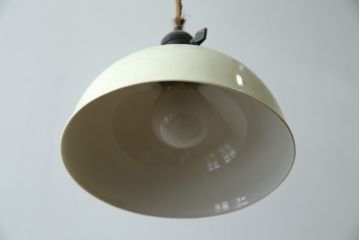 和製アンティーク　オールドノリタケ(則武、日本陶器、Noritake)　丸みを帯びたシルエットが空間に穏やかな品格をもたらすシンプルな照明カバー(シェード、電笠、ペンダントライト、吊り下げ照明、天井照明)(R-083337)