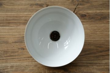 和製アンティーク　オールドノリタケ(則武、日本陶器、Noritake)　丸みを帯びたシルエットが空間に穏やかな品格をもたらすシンプルな照明カバー(シェード、電笠、ペンダントライト、吊り下げ照明、天井照明)(R-083337)