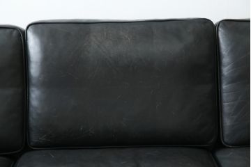 デンマークビンテージ　FREDERICIA(フレデリシア)　Borge Mogensen(ボーエ・モーエンセン)　本革(レザー)　モデル2333　シンプルでかっこいい三人掛けソファ(3Pソファ、アームソファ、北欧ヴィンテージ)(R-083342)