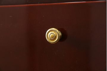 中古　美品　最高級　家具の宝石　キットファニチュア(KIT FURNITURE)　北谷家具　イタリアンデザイン　艶やかな木肌と美しい曲線デザインが魅力!!上品な取っ手が高級感を演出するチェスト(洋服タンス、サイドチェスト、衣装箪笥、整理箪笥、収納箪笥、引き出し)(定価約75万円)(R-083344)
