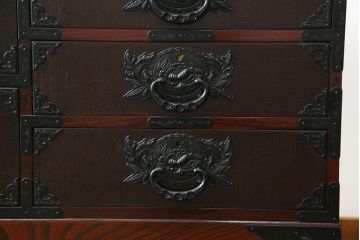中古　美品!!　希少　仙台箪笥　特注モデル!!　和の空間を格上げする布目塗り仕上げのローチェスト(ローボード、時代箪笥、和たんす、衣装箪笥、引き出し、テレビボード、テレビ台)(定価約80万円)(R-083345)