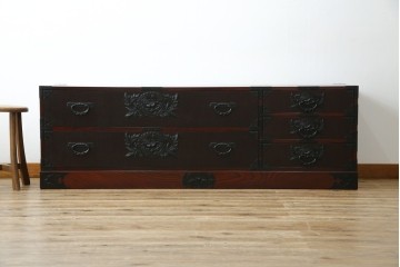 中古　美品!!　希少　仙台箪笥　特注モデル!!　和の空間を格上げする布目塗り仕上げのローチェスト　定価約80万円相当　(R-083345)