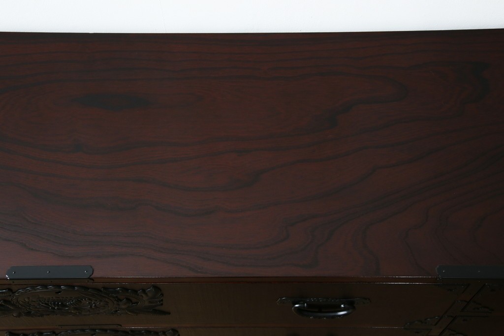 中古　美品!!　希少　仙台箪笥　特注モデル!!　和の空間を格上げする布目塗り仕上げのローチェスト　定価約80万円相当　(R-083345)