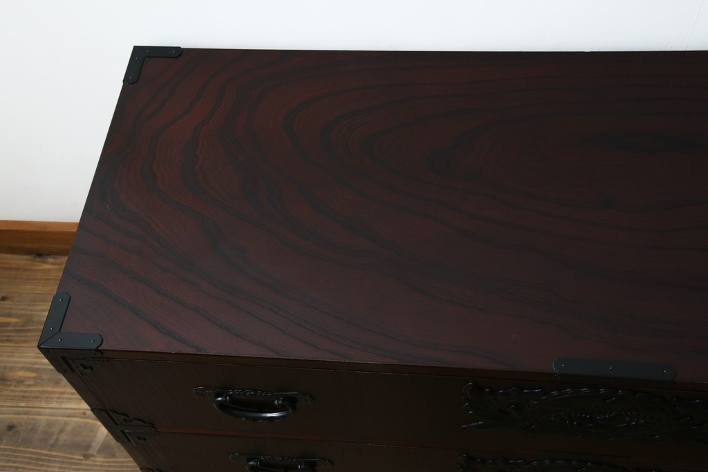 中古　美品!!　希少　仙台箪笥　特注モデル!!　和の空間を格上げする布目塗り仕上げのローチェスト　定価約80万円相当　(R-083345)