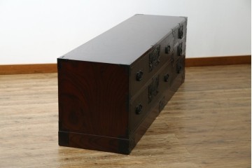 中古　美品!!　希少　仙台箪笥　特注モデル!!　和の空間を格上げする布目塗り仕上げのローチェスト　定価約80万円相当　(R-083345)