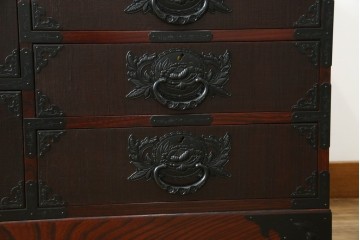 中古　美品!!　希少　仙台箪笥　特注モデル!!　和の空間を格上げする布目塗り仕上げのローチェスト　定価約80万円相当　(R-083345)