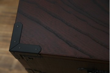 中古　美品!!　希少　仙台箪笥　特注モデル!!　和の空間を格上げする布目塗り仕上げのローチェスト　定価約80万円相当　(R-083345)