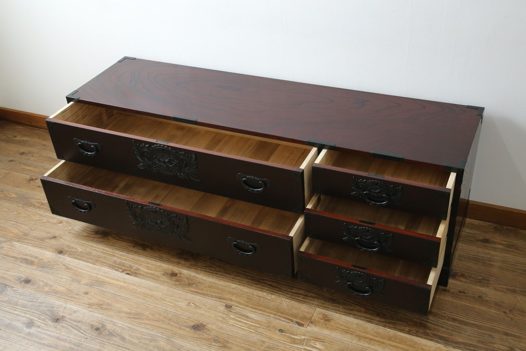 中古　美品!!　希少　仙台箪笥　特注モデル!!　和の空間を格上げする布目塗り仕上げのローチェスト　定価約80万円相当　(R-083345)