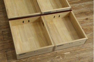 中古　美品　仙台民芸箪笥(仙台箪笥)　欅産業　拭き漆塗り　華やかな金具の茶箪笥　(R-083348)