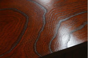 中古　美品　仙台民芸箪笥(仙台箪笥)　欅産業　拭き漆塗り　華やかな金具の茶箪笥　(R-083348)