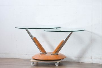 中古　美品　IDC大塚家具取り扱い　ドイツ高級家具　Ronald Schmitt (ロナルドシュミット)　スタイリッシュな佇まいの可動式ガラステーブル(センターテーブル、リビングテーブル、カフェテーブル、コーヒーテーブル)(R-083349)