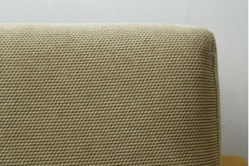 新古　未使用展示品　美品　柏木工(KASHIWA)　ナラ材　CIGARRO(シガーロ)　木の温もりと曲線美が魅力的なヘッドレスト2人掛けソファ　定価約26万円　(R-083352)