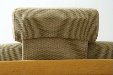 新古　未使用展示品　美品　柏木工(KASHIWA)　ナラ材　CIGARRO(シガーロ)　木の温もりと曲線美が魅力的なヘッドレスト2人掛けソファ　定価約26万円　(R-083352)