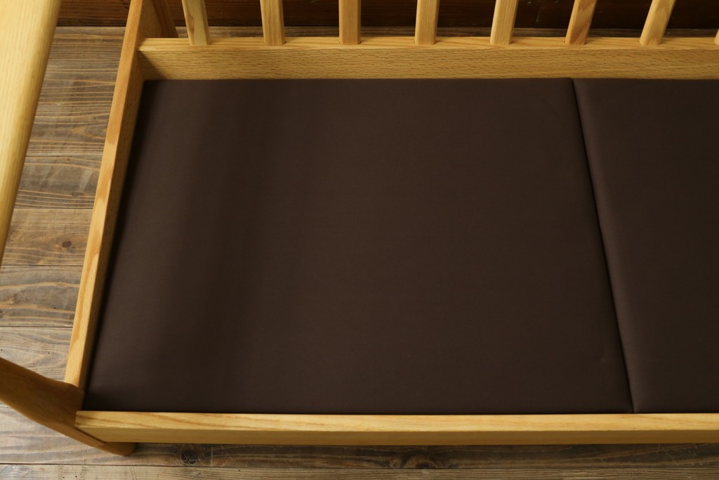 新古　未使用展示品　美品　柏木工(KASHIWA)　ナラ材　CIGARRO(シガーロ)　木の温もりと曲線美が魅力的なヘッドレスト2人掛けソファ　定価約26万円　(R-083352)