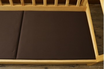 新古　未使用展示品　美品　柏木工(KASHIWA)　ナラ材　CIGARRO(シガーロ)　木の温もりと曲線美が魅力的なヘッドレスト2人掛けソファ　定価約26万円　(R-083352)