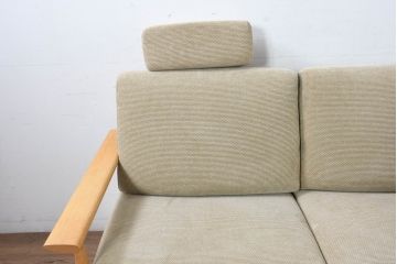 中古　美品　展示品　柏木工(KASHIWA)　ナラ材　CIGARRO(シガーロ)　木の温もりと曲線美が魅力的なヘッドレスト2人掛けソファ(2P、二人掛け、ツーシーター、ラブソファ)(定価約26万円)(R-083352)