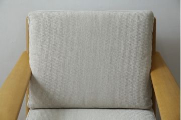 中古　美品　HAMAMOTO(浜本工芸)　ナラ材　和・洋どちらの空間にも取り入れやすい回転リビングチェア(イージーチェア、ダイニングチェア、回転ソファ、アームチェア、回転椅子、イス、回転チェア)(定価約12万円)(R-083353)
