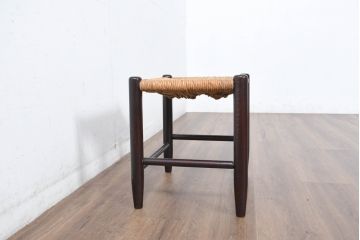 中古　松本民芸家具　無駄のないすっきりとしたデザインと涼しげな印象が魅力の#19型ラッシスツール(チェア、椅子、いす、イス)(R-083354)