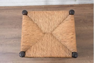 中古　松本民芸家具　無駄のないすっきりとしたデザインと涼しげな印象が魅力の#19型ラッシスツール(チェア、椅子、いす、イス)(R-083354)