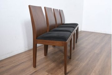 中古　希少な廃番品　アルモニア(Armonia)　ウォールナット材　すっきりとしたデザインのモダンなダイニングチェア4脚セット(椅子、イス、バラ売り可能)(R-083356)